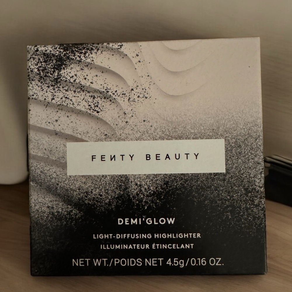 Fenty beauty, Demi, glow highlighter, and the shade Prosecco